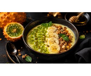 Kiwano Smoothie Bowl s Jogurtom, Medom i Granolom_Exoticking